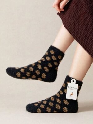 1 Pair Mink Velvet Polyamide Fluffy Flowers Socks